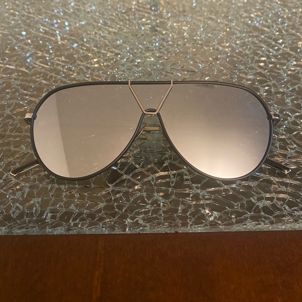 VERSO Unisex Sunglasses - Silver Frame